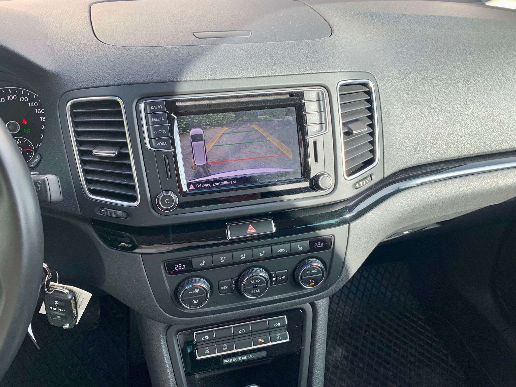 2a4e20ce-8fd5-4ce5-8540-50079ba5f579