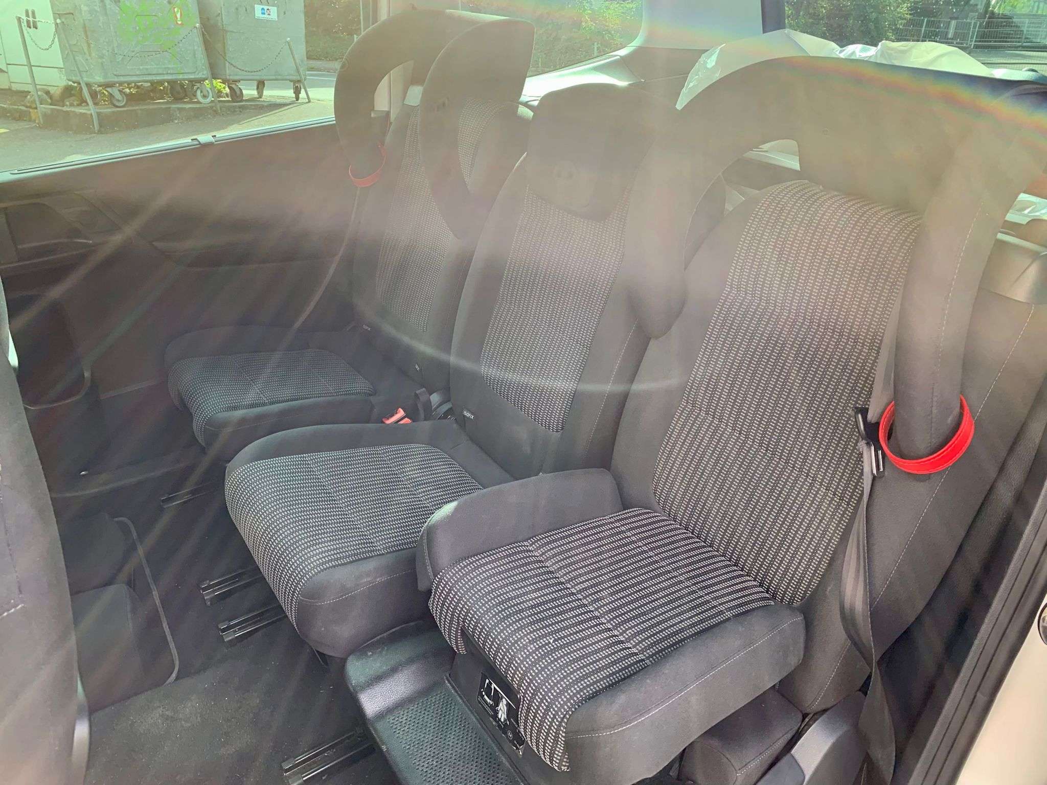 393a8bb4-0128-4b0c-8260-f11c35981e3b