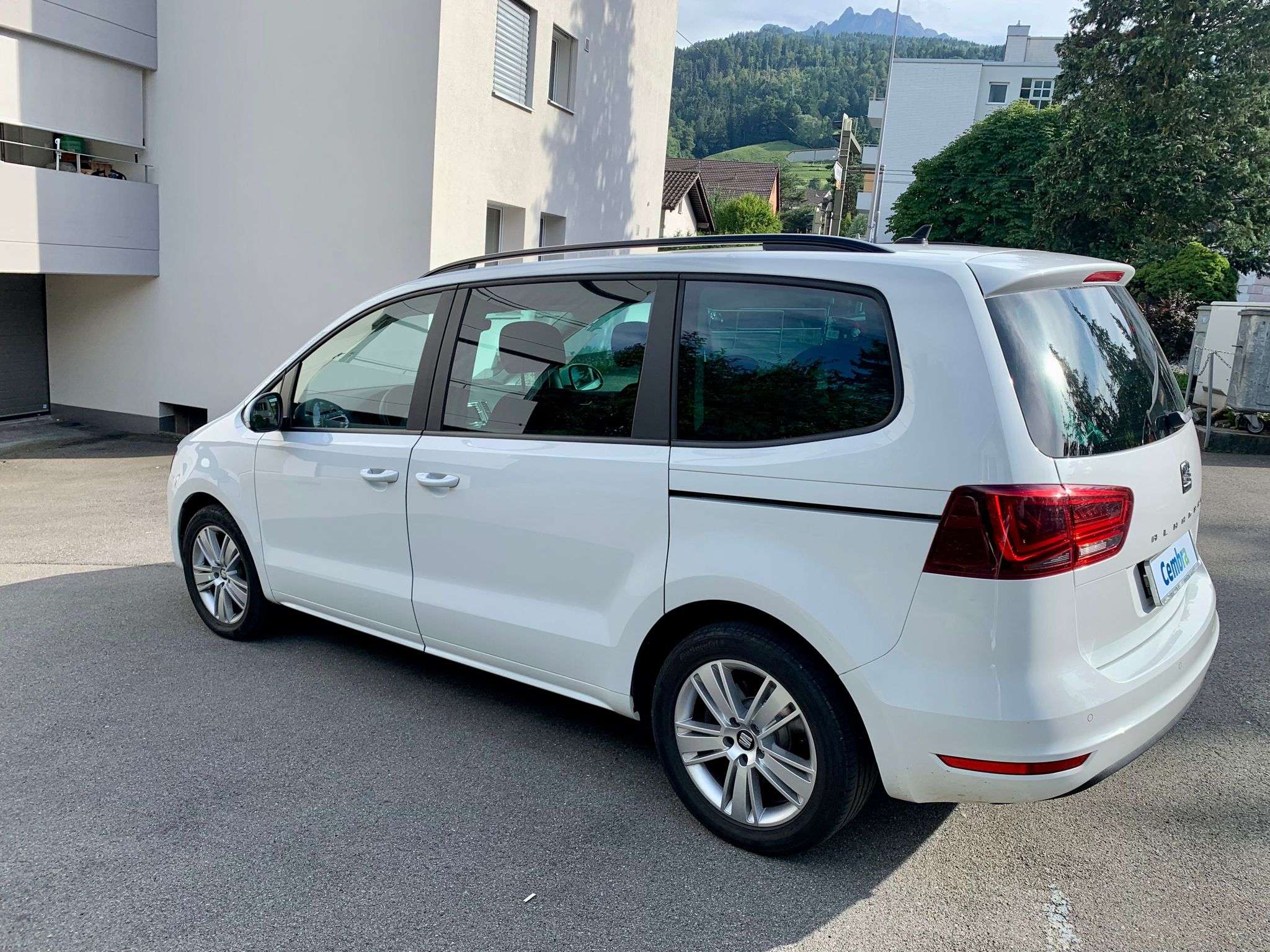 d4802c0f-d04d-43b7-8d81-4fdcccd2f398