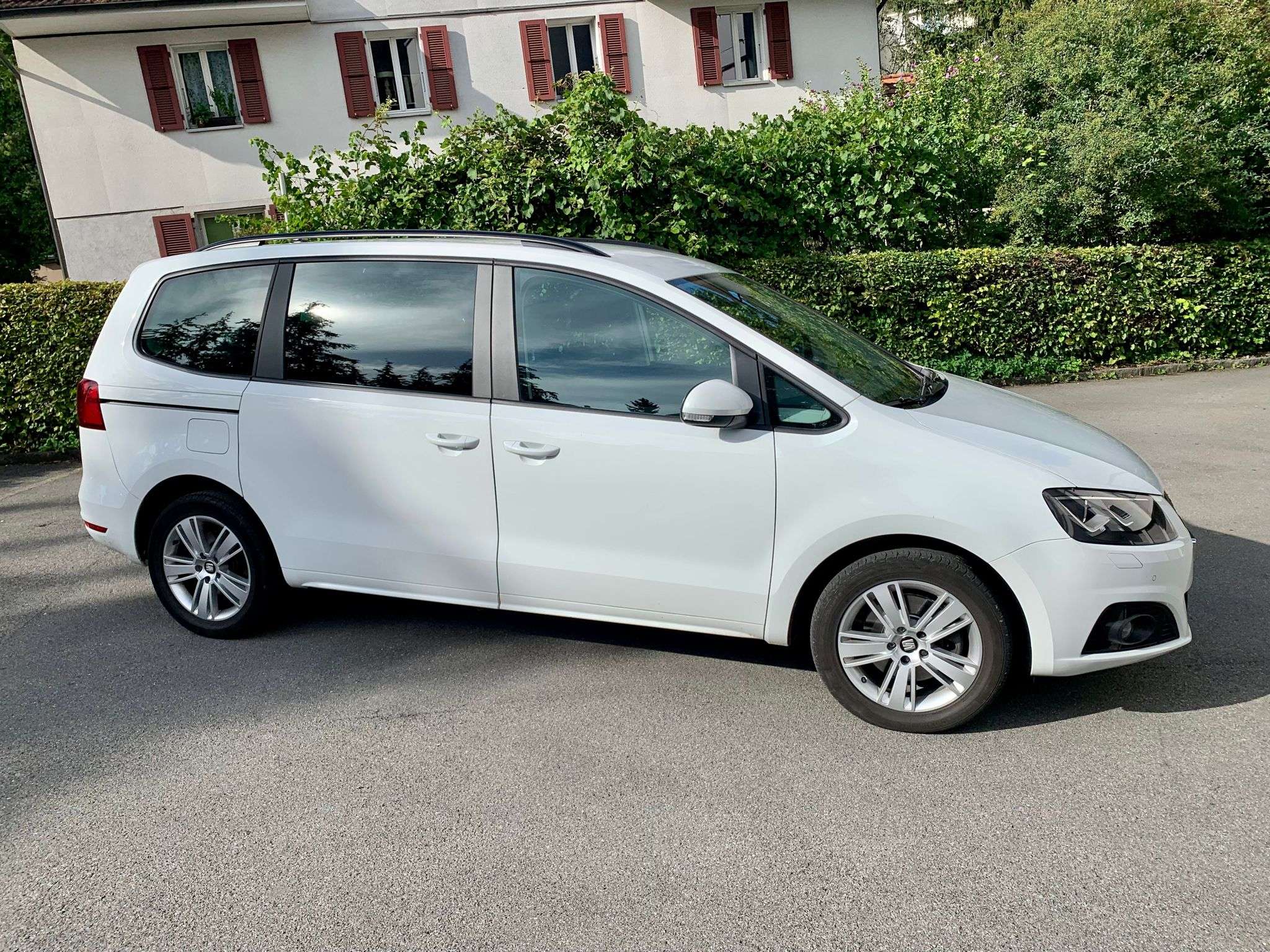 d529252b-8685-4af6-b98e-82fe45309fbb